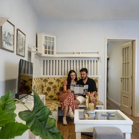 Casa Domingos Rebelo Понта-Делгада